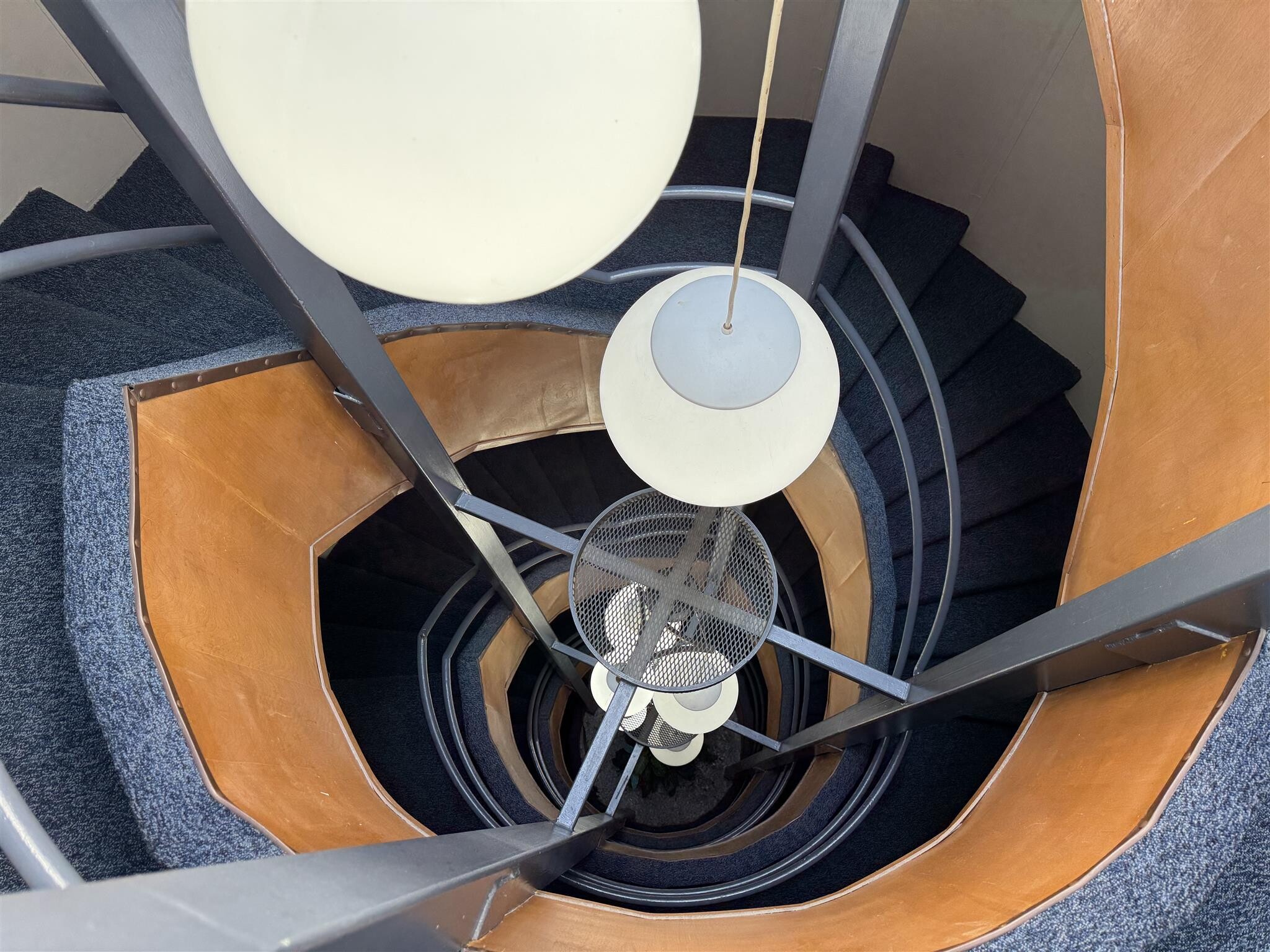 Building Photo - 348 Franklin St