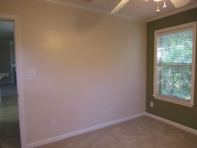 Building Photo - Foxborough Subdivision