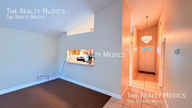 Building Photo - 10725 Brice Ct
