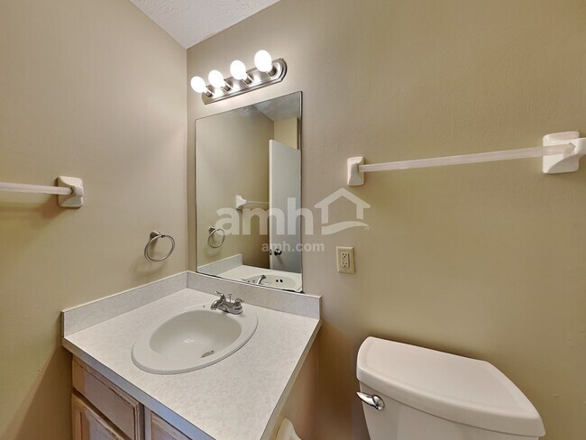 Building Photo - 3131 Fayburrow Dr