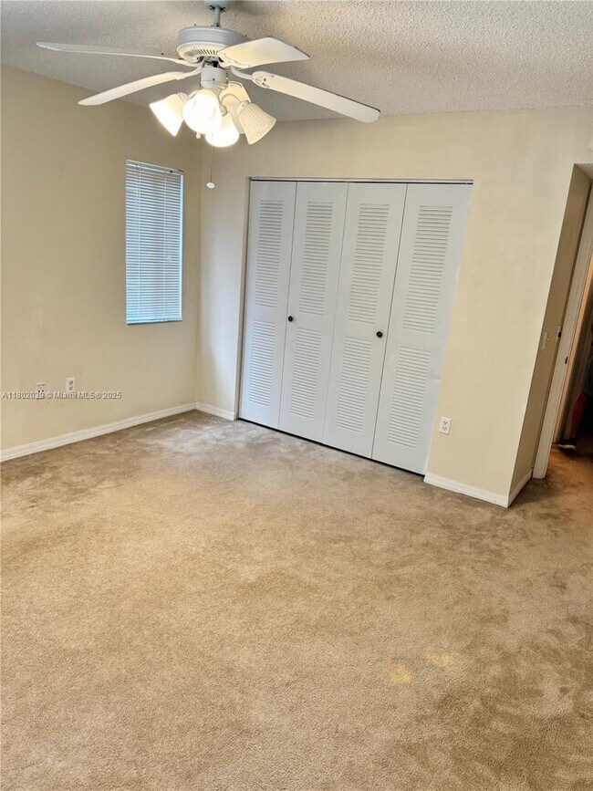 Building Photo - 5055 Wiles Rd