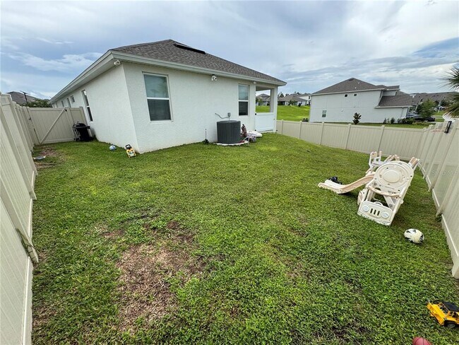 Building Photo - 4330 Davos Dr