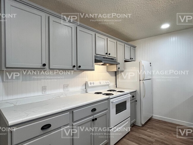 Building Photo - 721 Terrace Ave