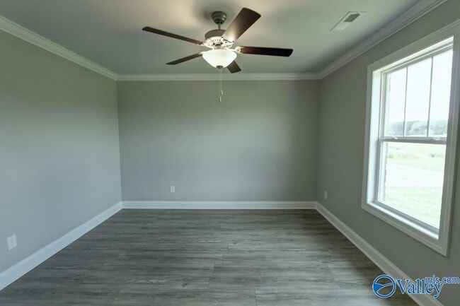 Building Photo - 17212 Stonegate Dr