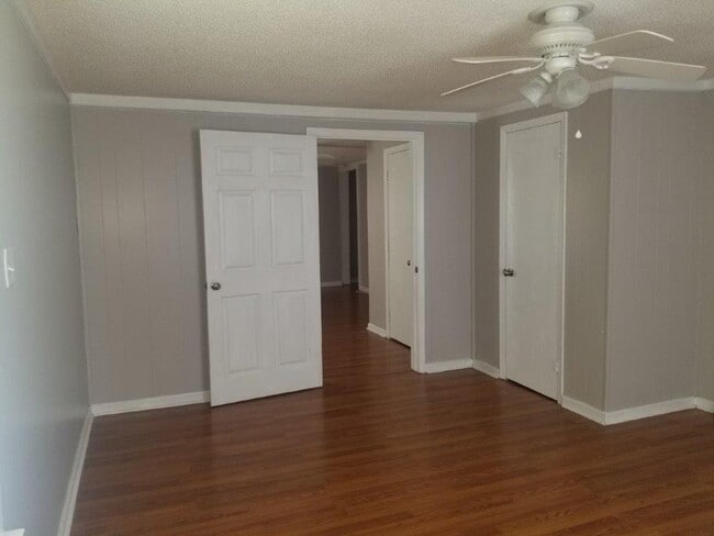 Building Photo - 7686 US-13