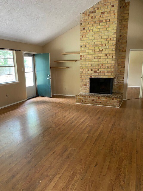 Building Photo - 6507 Bridgegate Dr