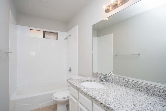 Building Photo - 5401 Loadstone Cove