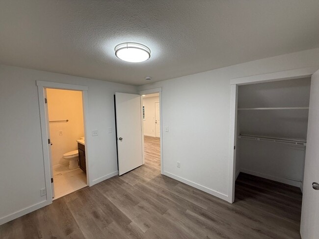 Building Photo - Spacious 3BR + Loft | 2.5BA | Large Yard |...