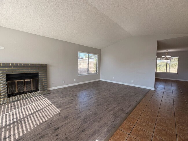 Building Photo - 15366 Black Shadow Dr