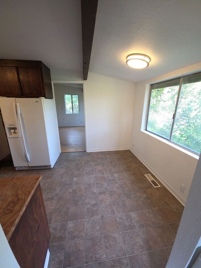 Building Photo - 2-bedroom, 1-bath Coming Soon