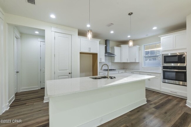 Building Photo - 455 Foxtail Wy