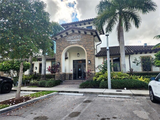 Building Photo - 11887 SW 150th Pl