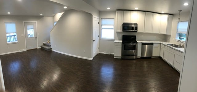 Building Photo - 505 E Johnson St