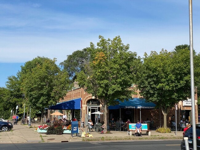 Building Photo - 4930-4932 28th Avenue