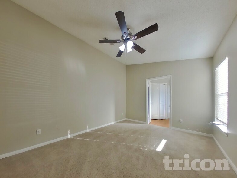 Building Photo - 3114 Boynton Dr