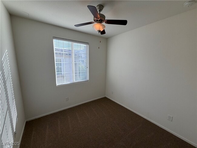 Building Photo - 50 Aura de Blanco St