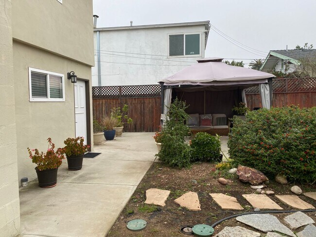 Building Photo - 3210 Felton St