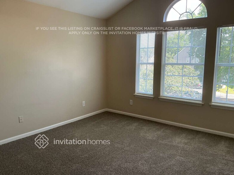 Building Photo - 12000 Cartgate Ln