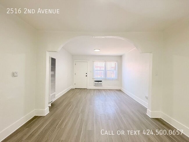 Building Photo - 2516 2nd Ave