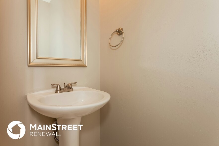 Building Photo - 9526 Arborview Ct