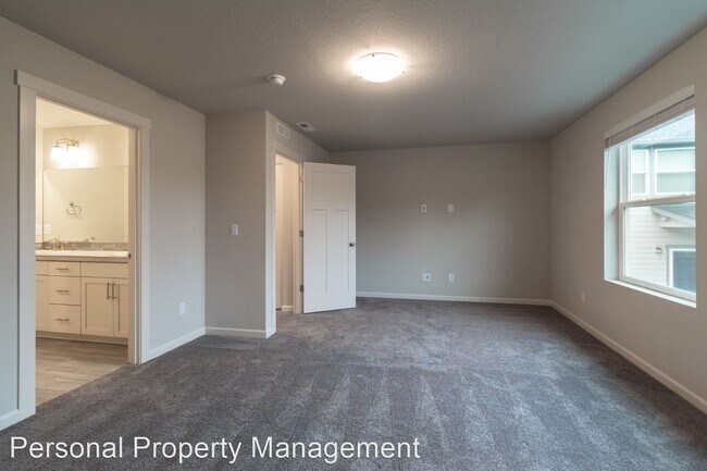 Building Photo - 3 br, 2.5 bath House - 4220 S Cloverhill Way
