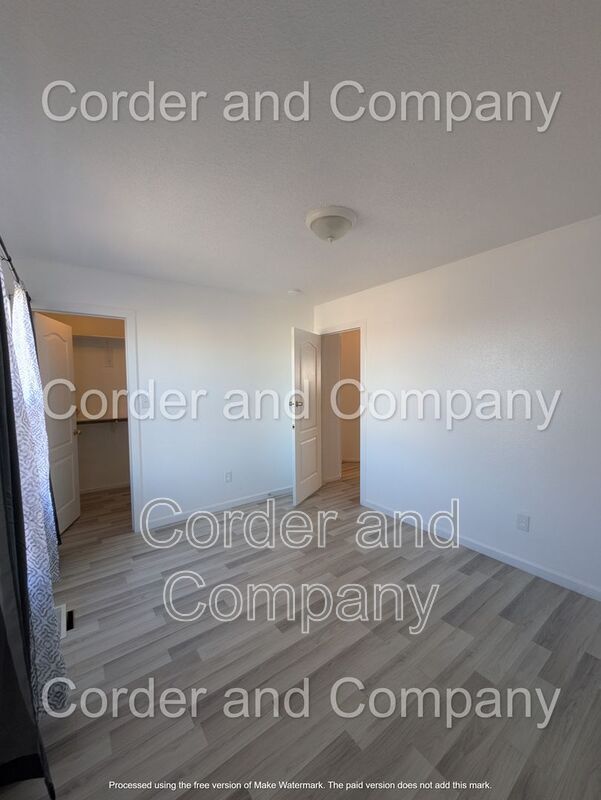 Building Photo - 8000 Vista Estrella Ln SW