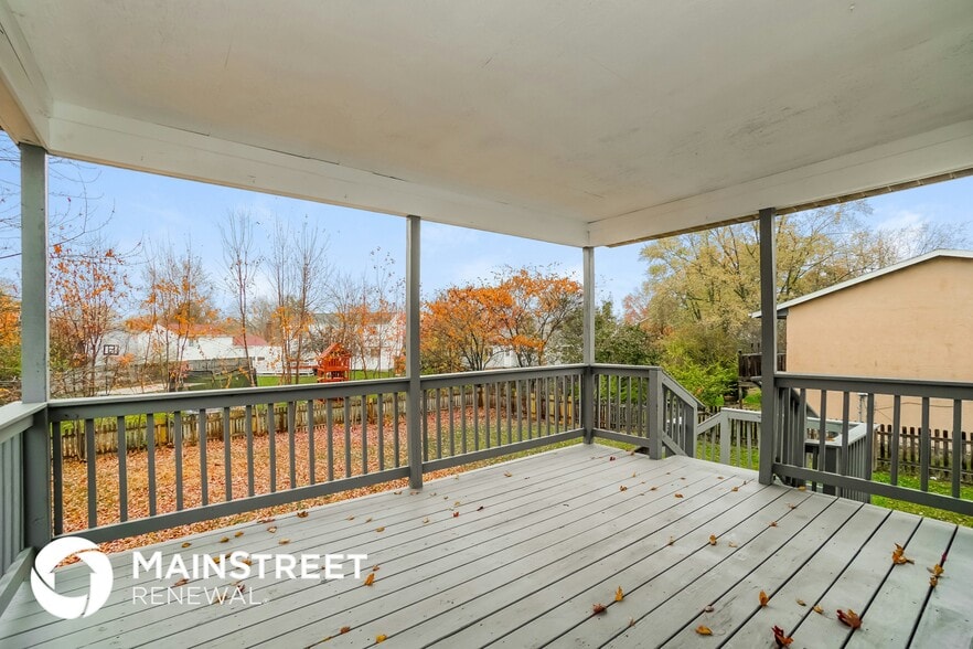 Building Photo - 6562 Bennell Dr