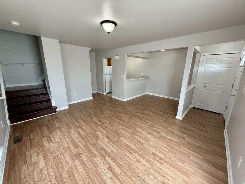 Building Photo - 35321 Turner Dr