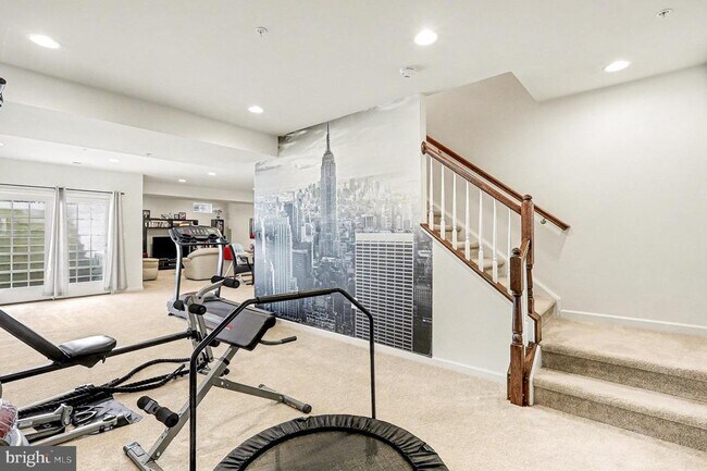 Building Photo - 13773 Night Sky Dr