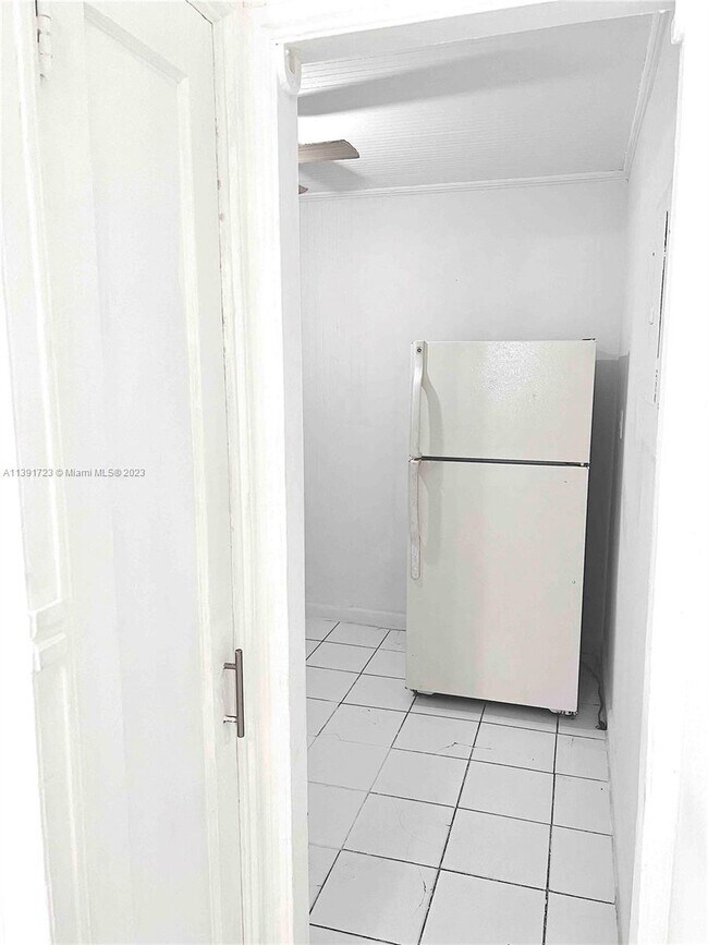 Building Photo - 3101 NW 28th St