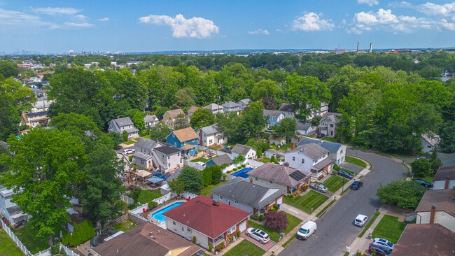 Building Photo - 1031 Di Antonio Dr