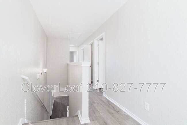 Building Photo - 129 Gatewood Bay