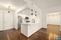 Building Photo - 3109 City Pl