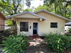 Building Photo - 3677 Florida 3677