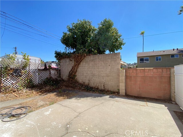 Building Photo - 414 E Rte 66