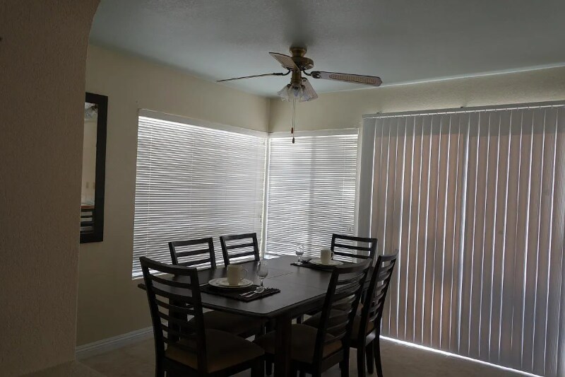 Building Photo - 1213 Jasmine St