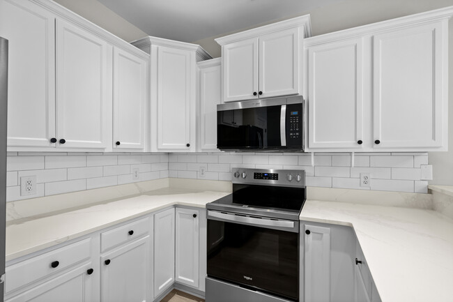 Building Photo - 413 Cotton Grass Dr