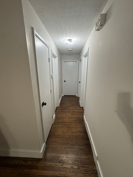Hallway - 7903 Canna Dr