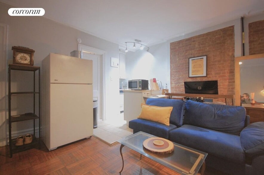 Building Photo - 206 Washington Park