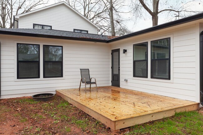 Building Photo - Newly Constructed 2 Bedroom 2 Bathroom in Desirable Old Fourth Ward