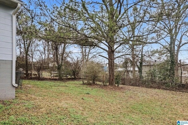 Building Photo - 1520 17th Way SW