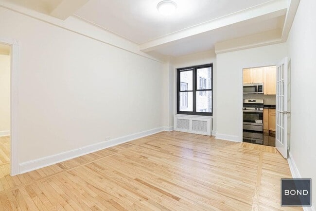 Building Photo - 166 Second Avenue