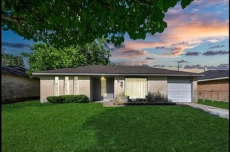 Building Photo - 12610 Chiswick Rd