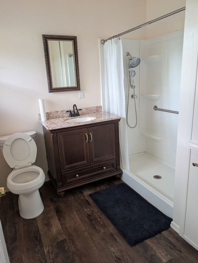 Building Photo - 3BD/2BA Home in Meadow Vista