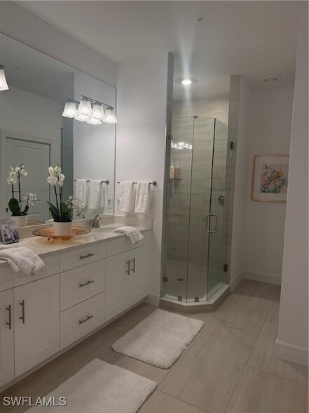 Building Photo - 16885 Fairgrove Way