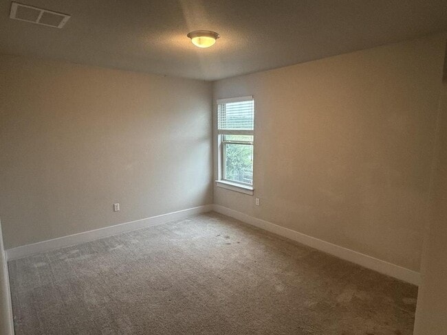 Building Photo - 8615 McKamy Dr