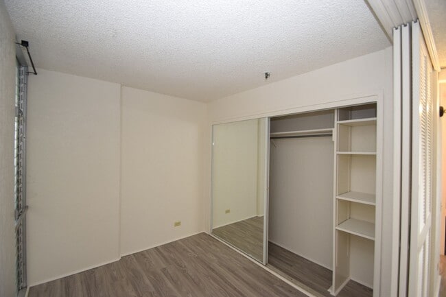 Building Photo - 1226 Alexander St