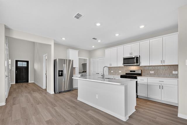 Building Photo - 1402 Bridgestone Dr