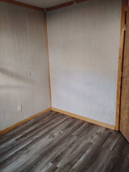 Building Photo - 524 E Kingston St