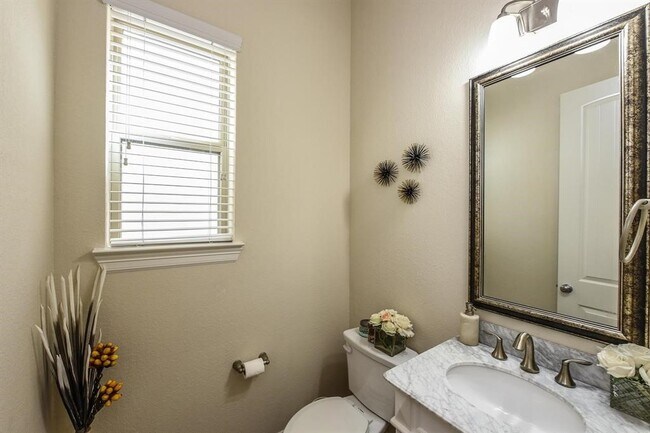 Building Photo - 13209 Dartmoor Terrace Dr